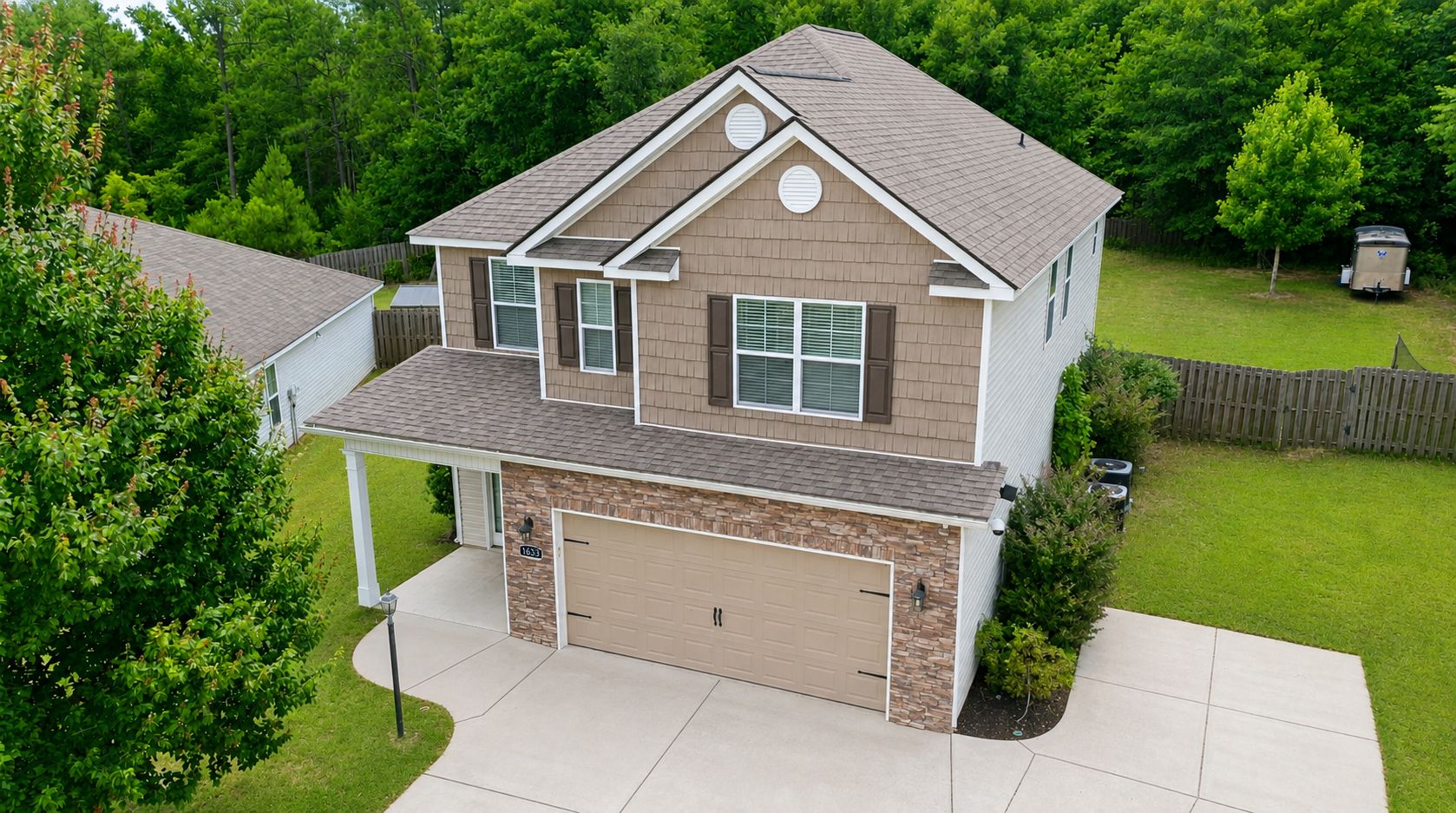 Drone Real Estate Photos: Why Aerial Shots Sell Listings Faster